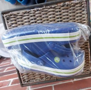 NWT Crocs
